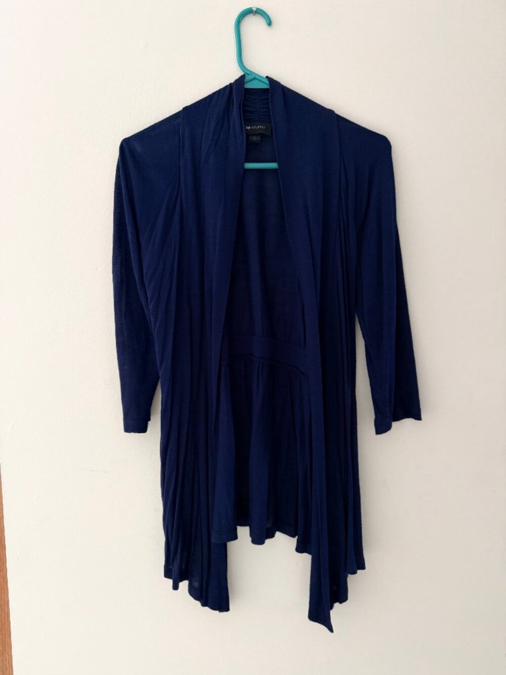 VERY NICE AB STUDIO NAVY BLUE LIGHTWEIGHT CARDIGAN SWEATER - SMALL
